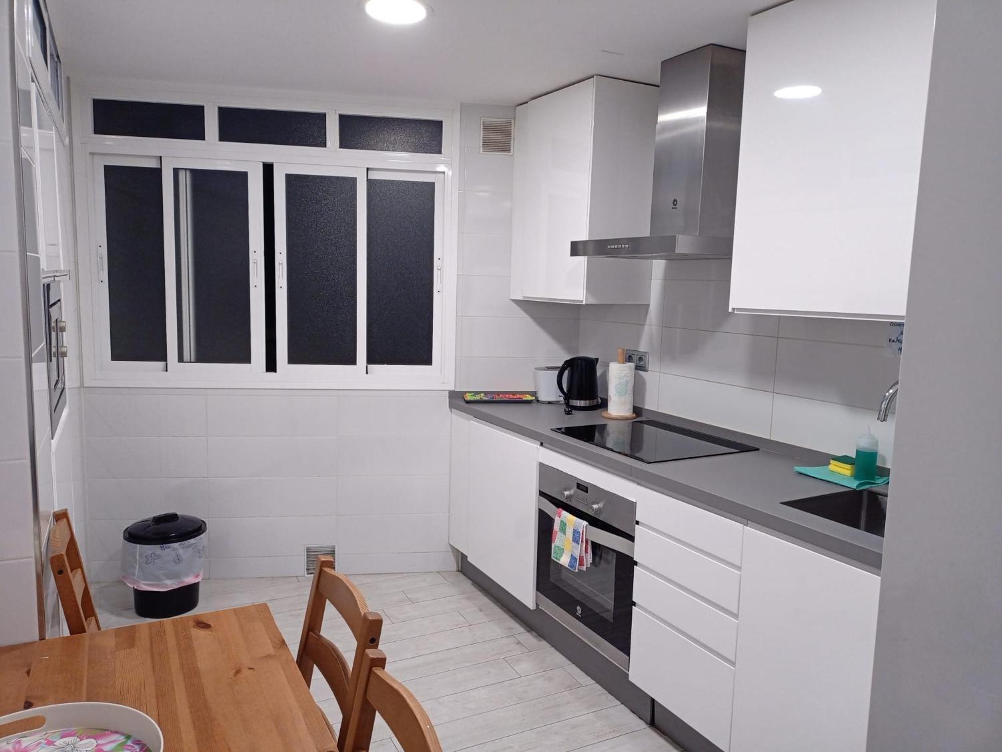 Piso Con Parkinprivado Y A10Minutosdelaplayaandando Apartment Málaga Exterior foto