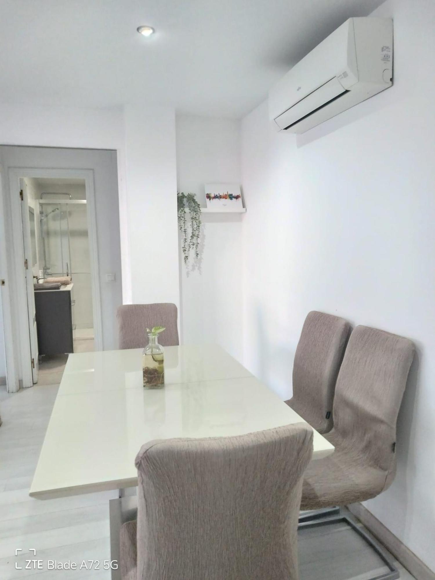 Piso Con Parkinprivado Y A10Minutosdelaplayaandando Apartment Málaga Exterior foto