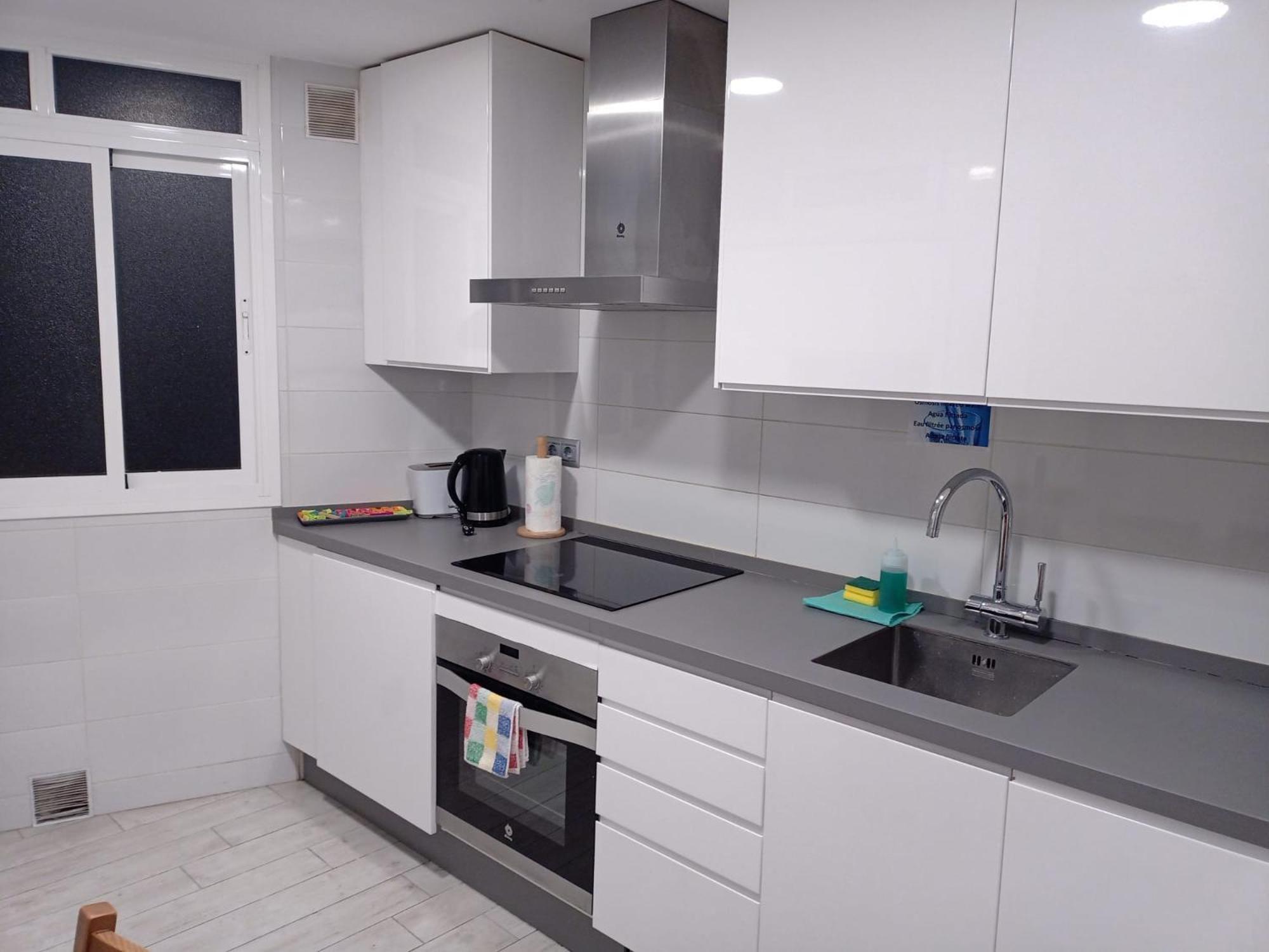 Piso Con Parkinprivado Y A10Minutosdelaplayaandando Apartment Málaga Exterior foto